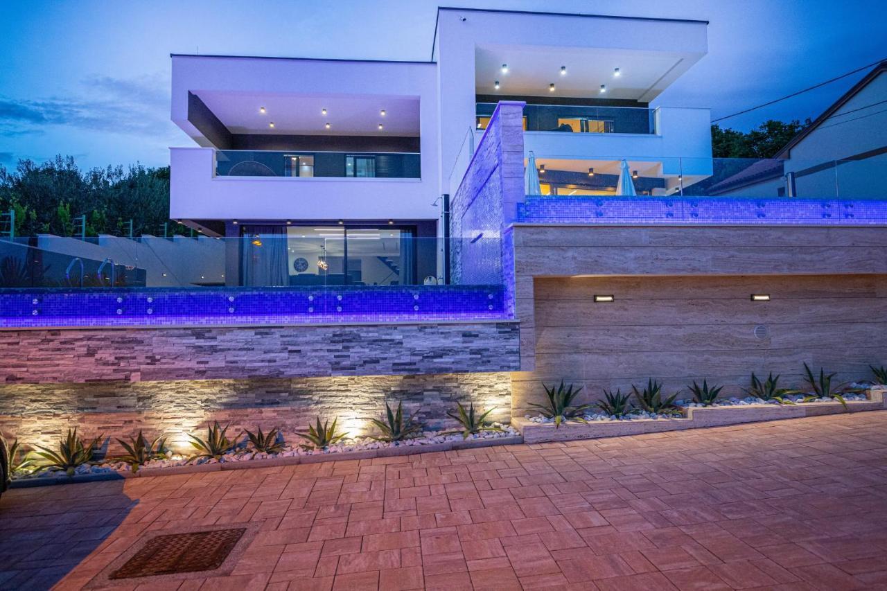 Villa Marassi With Heated Pool, Hot Tub And Sauna Crikvenica Dış mekan fotoğraf