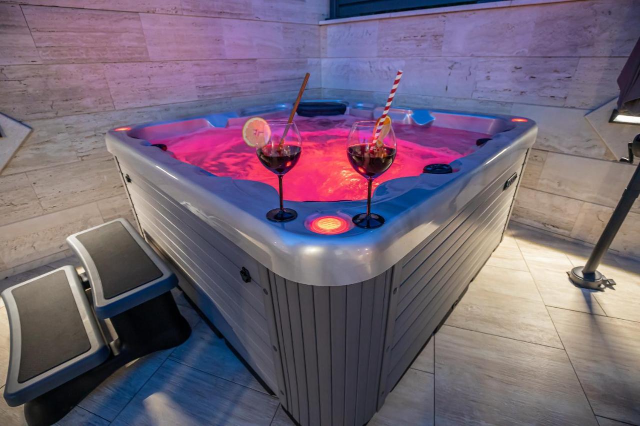 Villa Marassi With Heated Pool, Hot Tub And Sauna Crikvenica Dış mekan fotoğraf